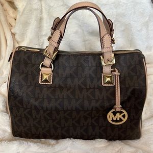 Michael Kors Signature Speedy.
